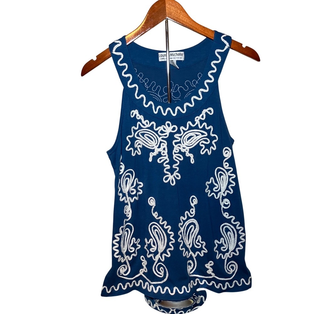 Lauren Michelle Tank Top Woman's Medium Blue White Paisley Embroidered  Boho